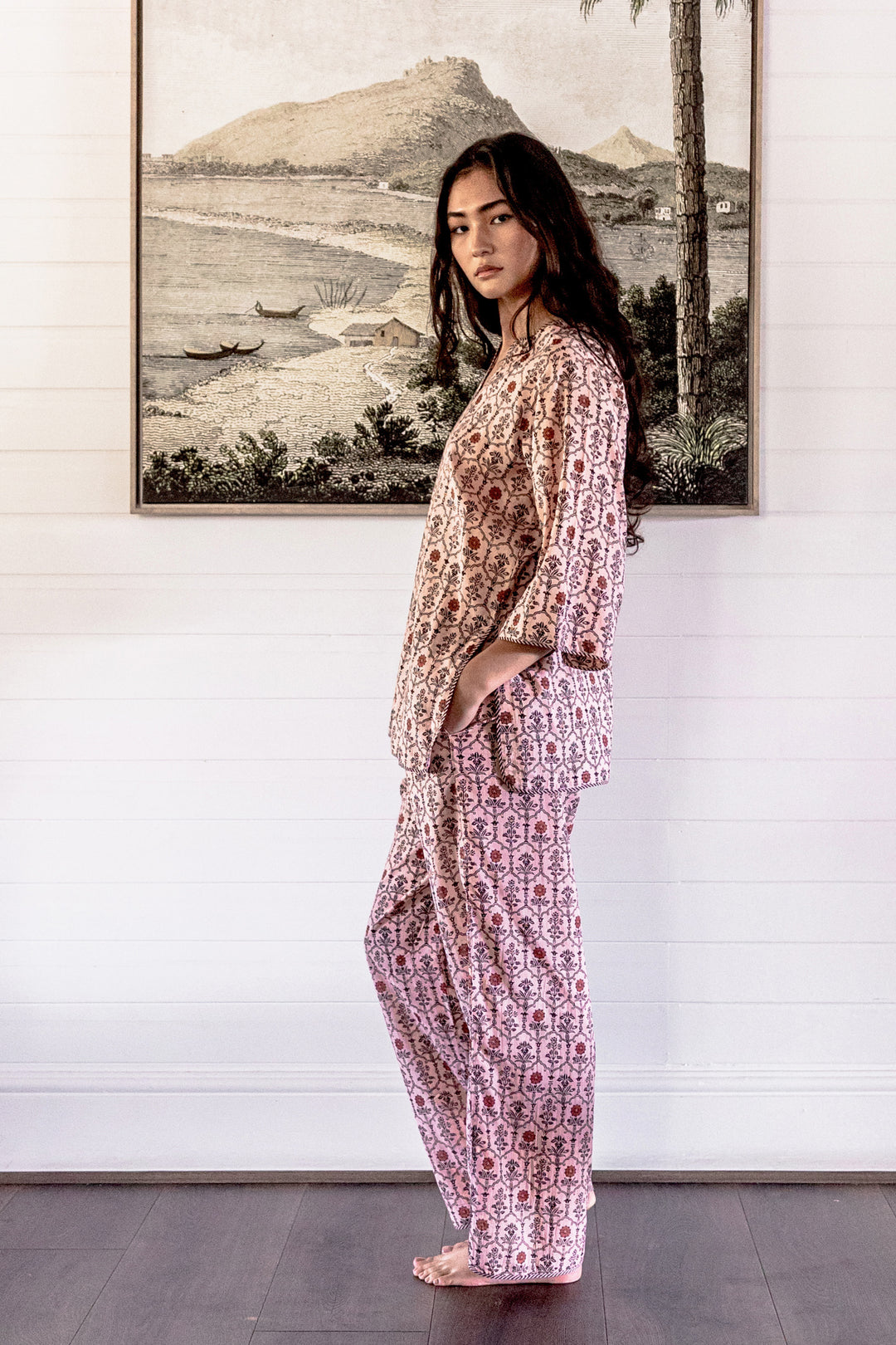 Saigon Nights Lounge Set Lotus