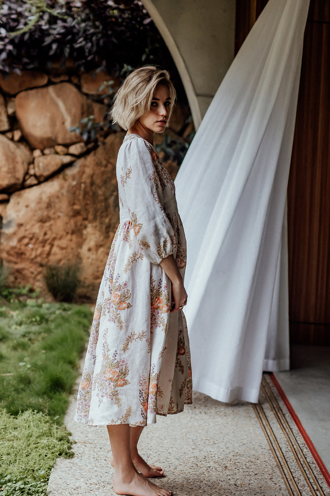 Les Fleurs Sauvages Linen Midi Dress