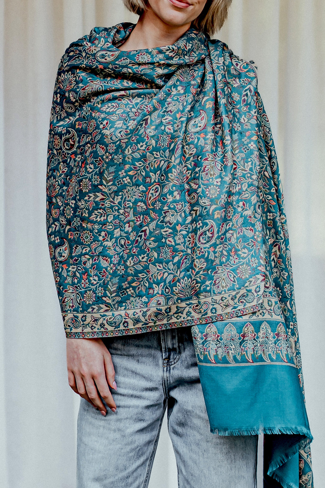 mayura woollen shawl