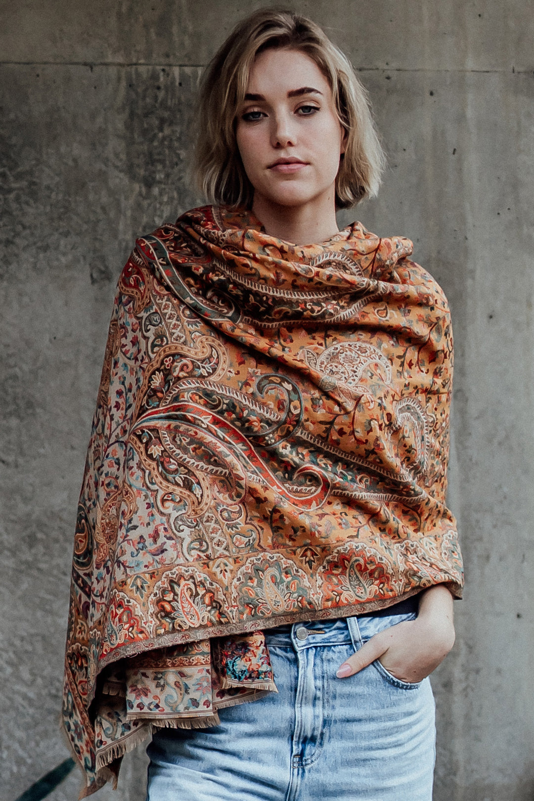 Kanika Kashmir wool shawl