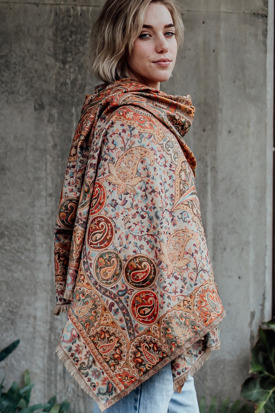 Kanika Kashmir wool shawl