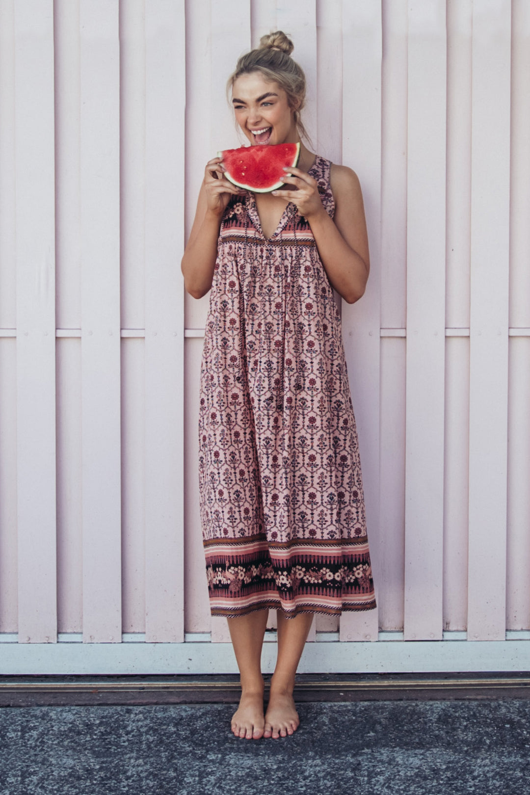 PINK SLEEVELESS BOHO MIDI DRESS