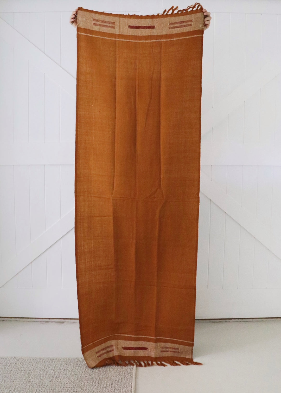 Trishuli hand woven scarf nutmeg